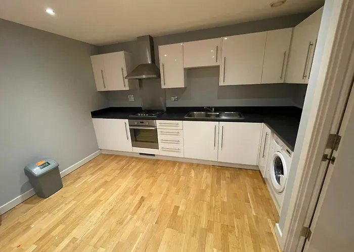 2 Bedroom Flat