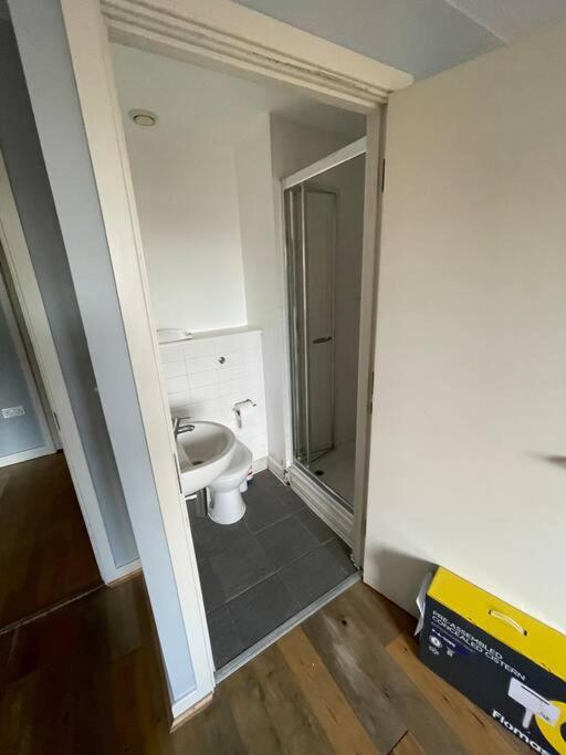 2 Bedroom Flat Bedford