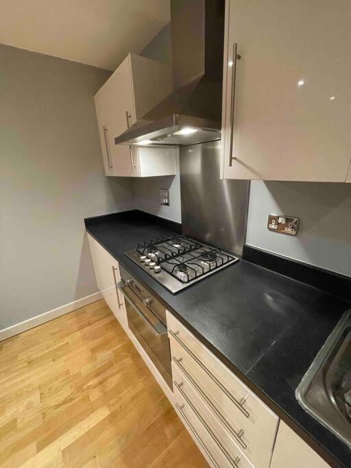 2 Bedroom Flat * Bedford
